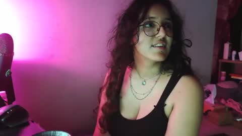 Lira online show from December 2024 03:33:02 PM