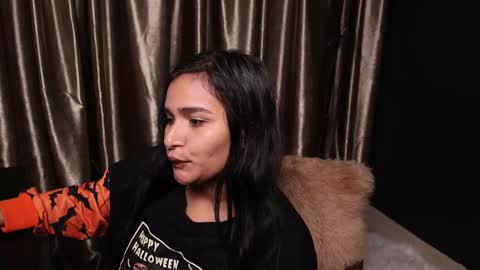 Snapshot of lireesa chatting on December 2024 07:25:01 AM Lire online show from December 2024 07:25:01 AM