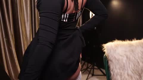 Snapshot of lireesa chatting on January 2025 04:50:02 AM Lire online show from January 2025 04:50:02 AM