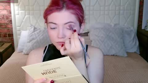 lissi online show from October 2025 06:06:02 PM