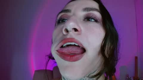 Snapshot of lisa_avila_ chatting on May 2026 11:12:02 PM Lisa online show from May 2026 11:12:02 PM