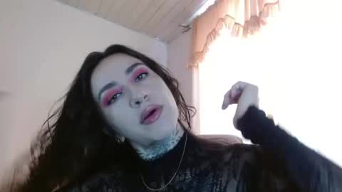 Snapshot of lisa_avila_ chatting on May 2026 01:19:01 PM Lisa online show from May 2026 01:19:01 PM