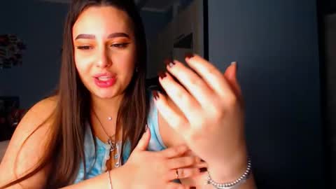 lisa_lady_golden online show from September 2025 02:35:01 AM