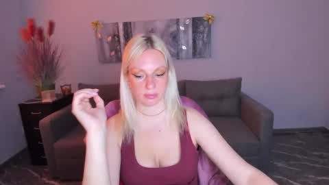 lisa_merritt online show from June 2026 05:30:02 AM