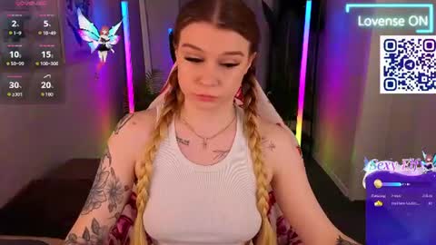 Snapshot of lisa_rabbit chatting on July 2026 01:19:02 AM lisa_rabbit online show from July 2026 01:19:02 AM