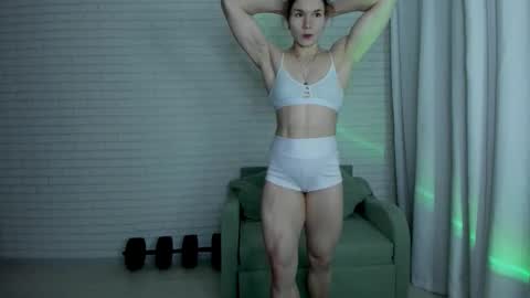 lisa online show from September 2025 08:47:02 PM