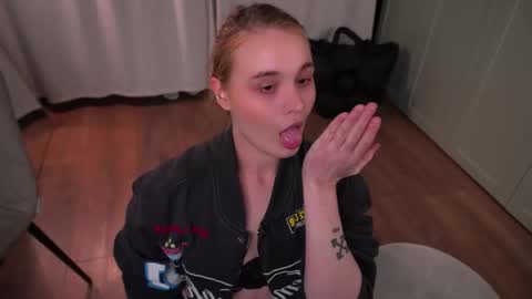 Elisabeth or Lisa online show from February 2026 08:15:01 PM