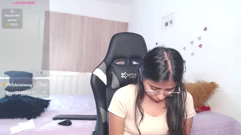 faisury online show from November 2025 05:46:02 PM