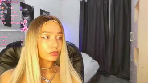 Snapshot of lisa_shultz chatting on November 2025 02:28:01 PM Lisa online show from November 2025 02:28:01 PM