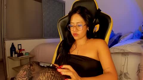 Lisa Thompson online show from November 2025 05:23:02 AM