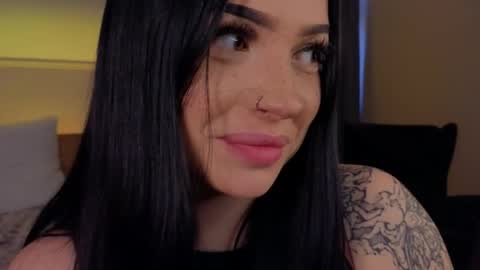 lisaaaliss online show from May 2026 10:31:02 AM