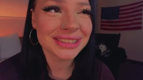 lisaaaliss online show from May 2026 10:24:02 AM