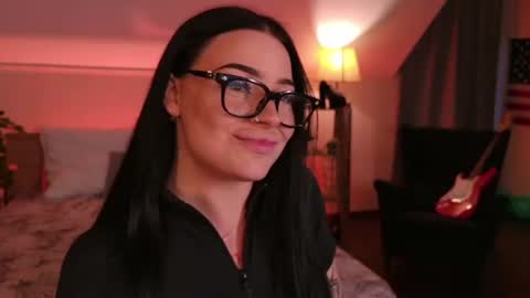 lisaaaliss online show from August 2026 11:37:01 AM