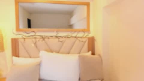 lisa online show from March 2026 12:22:01 PM