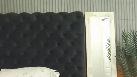 SofiaHanson online show from October 2025 05:24:01 PM