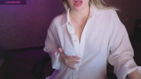 Anna online show from April 2026 10:43:02 PM