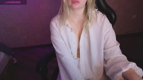Anna online show from May 2026 12:19:02 AM