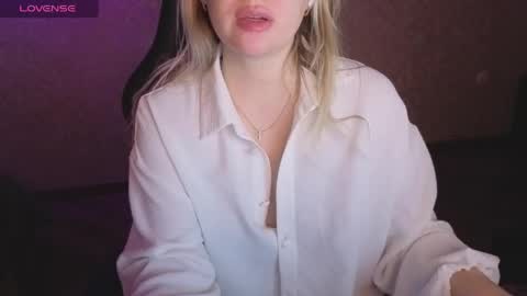 Anna online show from May 2026 09:12:01 PM