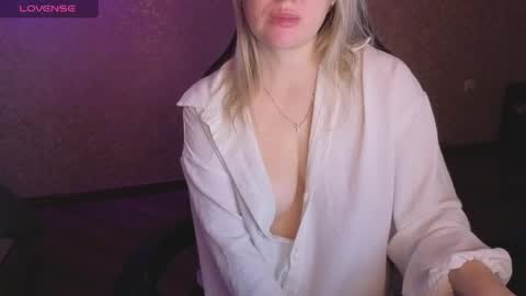 Anna online show from May 2026 02:07:01 AM