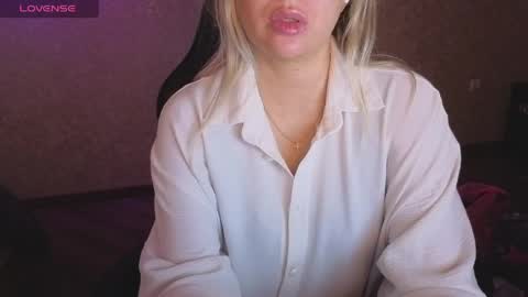 Anna online show from May 2026 03:14:02 AM