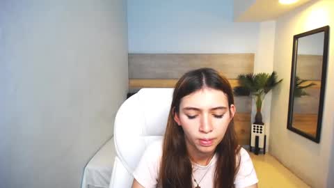 Liseth Fox online show from December 2024 07:56:01 PM