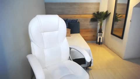 Liseth Fox online show from January 2025 06:45:02 PM