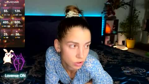 Snapshot of lisi4ka_basik33 chatting on October 2025 05:02:02 PM Kris Maks online show from October 2025 05:02:02 PM