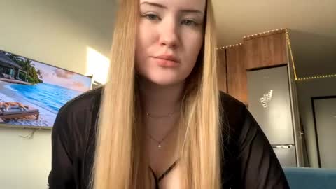 Snapshot of lisi_kiss_ chatting on May 2026 05:08:01 PM Aurora online show from May 2026 05:08:01 PM