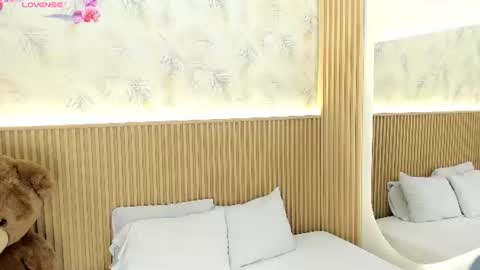 Snapshot of liss_reyes chatting on July 2026 12:03:01 PM Liss online show from July 2026 12:03:01 PM