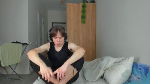 Snapshot of lissa_alfie chatting on January 2025 09:29:02 PM Alfie online show from January 2025 09:29:02 PM