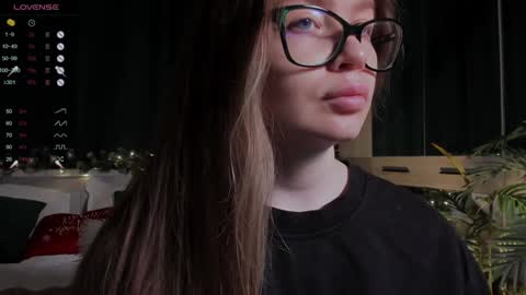 Snapshot of lissa_rose chatting on December 2024 04:53:02 PM lissa_rose online show from December 2024 04:53:02 PM