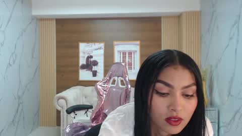 lissandra_s online show from September 2025 10:33:01 PM