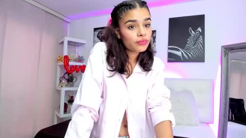 Snapshot of lissbrown chatting on February 2025 12:39:01 PM Liss Brown online show from February 2025 12:39:01 PM