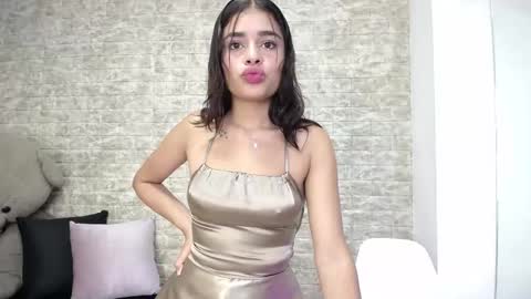 Snapshot of lissbrown chatting on November 2025 01:11:02 PM Liss Brown online show from November 2025 01:11:02 PM