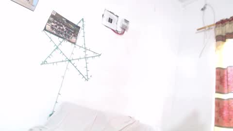 litte_ebonyx online show from February 2026 09:44:01 PM