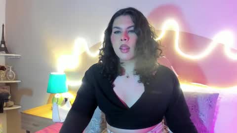 L I T T L E A L L I online show from November 2025 01:06:02 AM