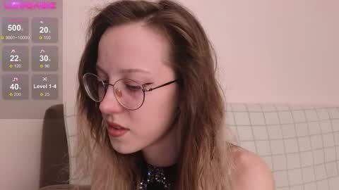 little_bliss online show from December 2025 10:38:01 PM