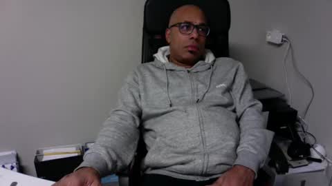 Snapshot of little_buddha chatting on December 2024 07:31:02 PM Pure Black Power online show from December 2024 07:31:02 PM