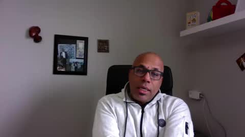 Snapshot of little_buddha chatting on January 2025 10:31:01 AM Pure Black Power online show from January 2025 10:31:01 AM