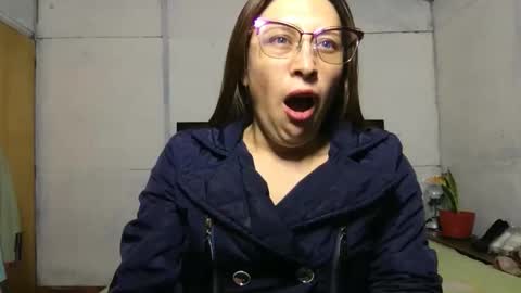 Diablita online show from October 2025 02:06:01 AM