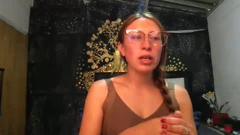 Diablita online show from March 2026 05:18:01 PM