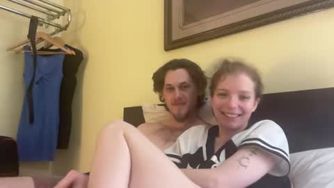 Snapshot of little_kiity_chloe chatting on October 2025 05:48:02 AM Kitty Chloe and Tamer online show from October 2025 05:48:02 AM