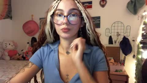 little_kitty666 online show from June 2026 04:57:01 AM