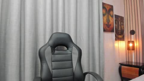 Katty online show from December 2024 10:01:02 AM