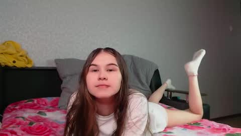 Snapshot of little_owlx chatting on May 2026 04:22:02 PM Alice.. online show from May 2026 04:22:02 PM