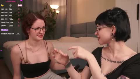Snapshot of little_poetry chatting on July 2026 08:11:02 PM Kiki online show from July 2026 08:11:02 PM
