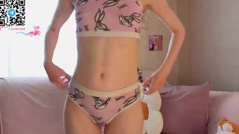 Snapshot of little_red_rosy chatting on July 2026 04:56:01 AM Rosy online show from July 2026 04:56:01 AM