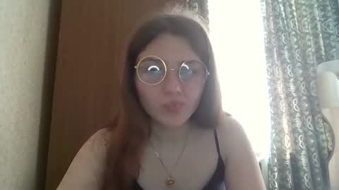 little_shygirl_ online show from March 2025 12:34:01 PM