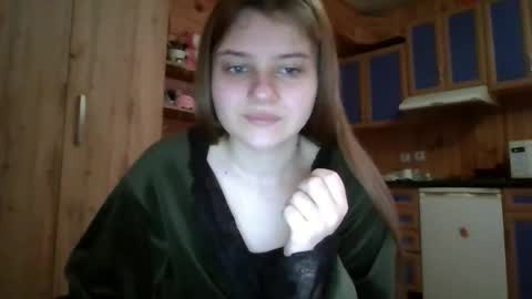 little_shygirl_ online show from November 2025 05:02:01 AM