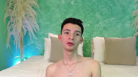 Juan Ferrer online show from January 2025 07:37:01 PM